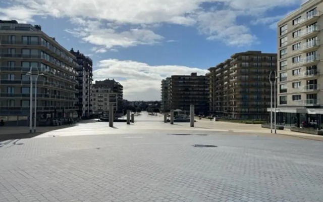 Westhinder 200m From Sea