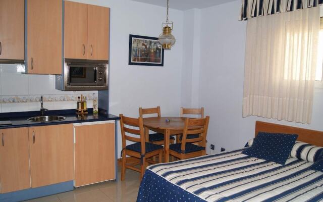 Apartamentos La Marina