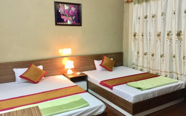 Holiday Hotel