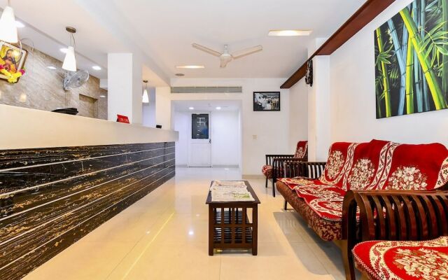 OYO 28129 Hotel Mjm International