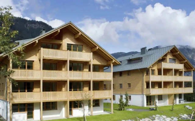 Vibrant Apartment near Ski Slopes in Brand