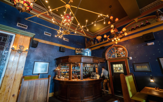 McMenamins Elk Temple