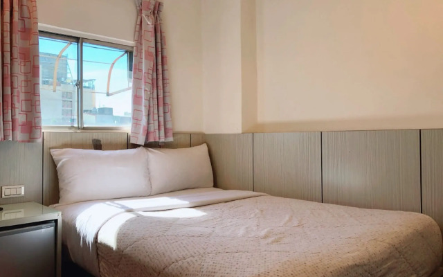 Ruei Gung Business Hotel
