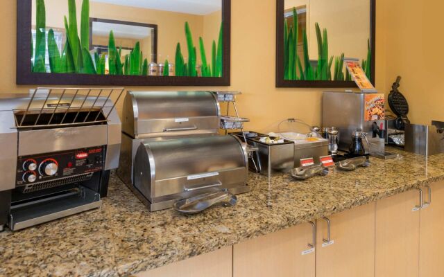 TownePlace Suites by Marriott Huntington