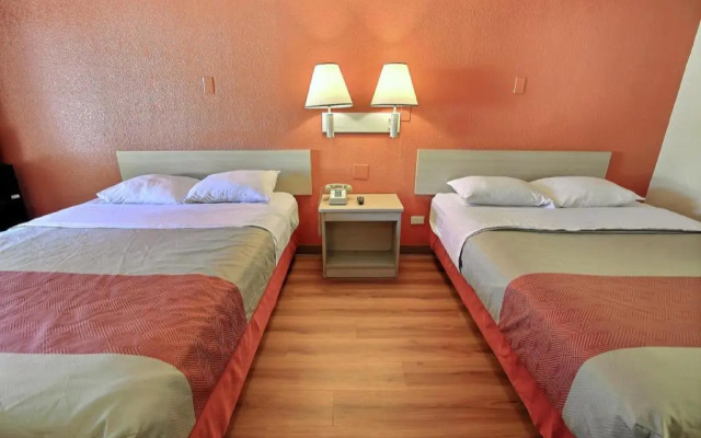 Motel 6 – Santa Rosa, CA - South