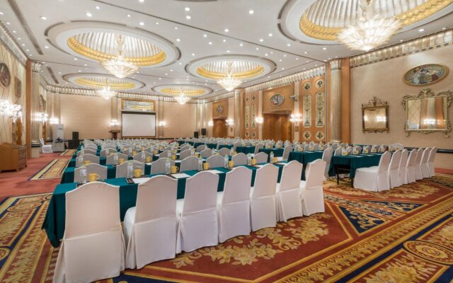 Crowne Plaza Hotel Qingdao by IHG