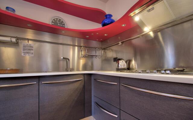 Sunny Canalview 4Pax, Wifi, Aircond
