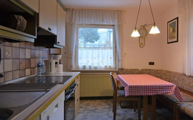 Amazing Holiday Home situated in Altastenberg with Parking