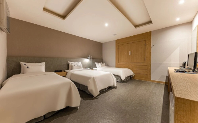 Yongin Singal Sangsang Hotel 1