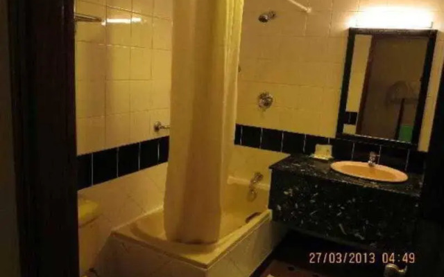 城市中心度假别墅(Holiday Villa City Centre)