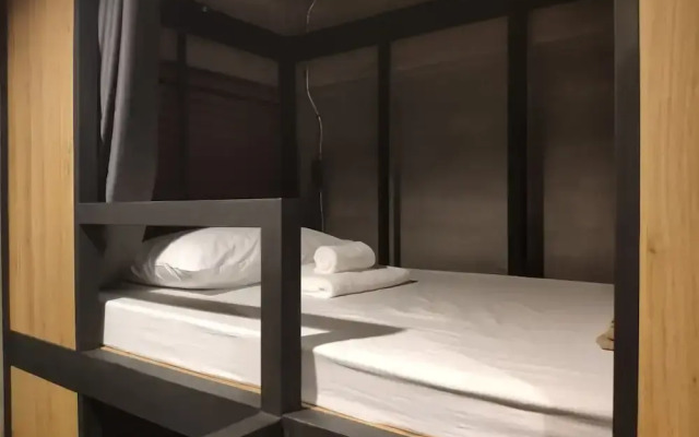 Pinghostel - Adults Only