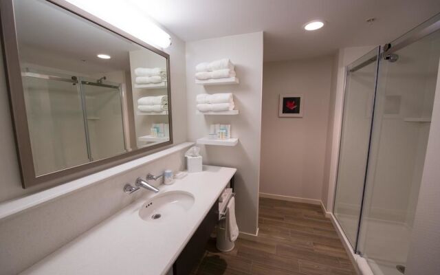 Hampton Inn and Suites By Hilton Fredericton