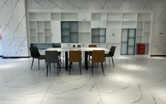 Aksu Dongcheng Hotel