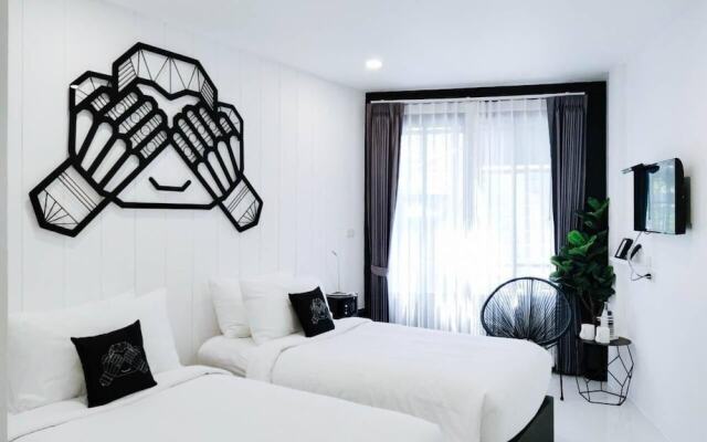 Phi Phi Amara Hotel