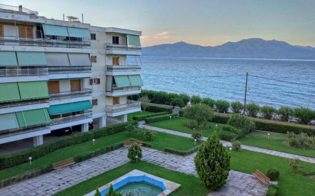 Διαμέρισμα δίπλα στη θάλασσα, παραλία Μαρκοπούλου