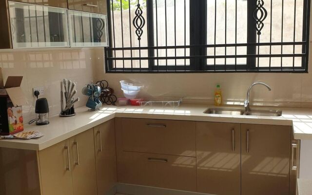 Luxuriously Finished 4-bed House in Tema Comm 25