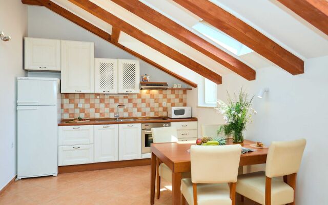 Hedera Estate, Hedera A34