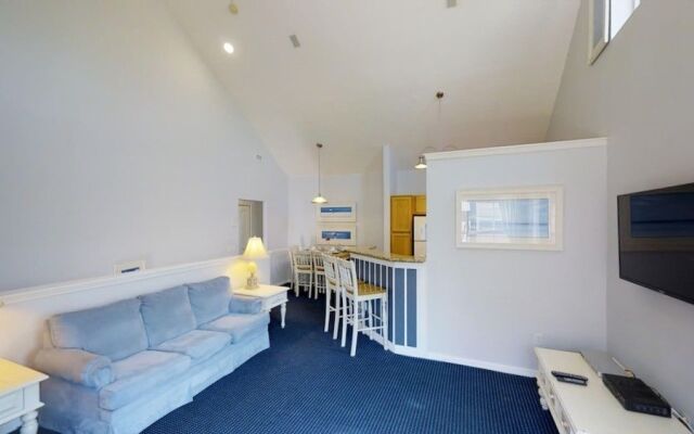 Runaway Beach - 3 Bd Villa (RW15204)