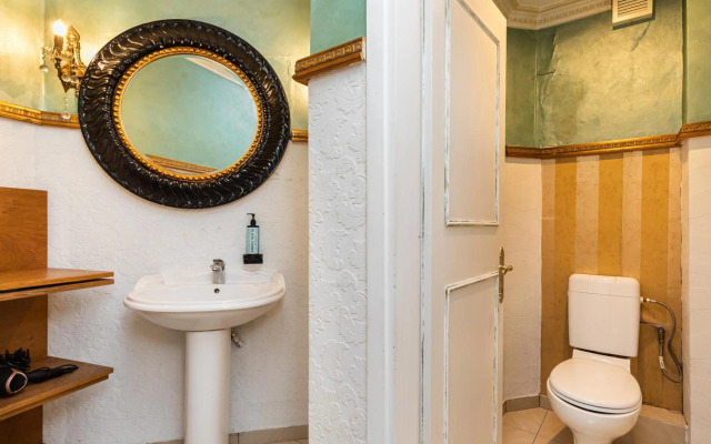 #Figaro apt by halu!