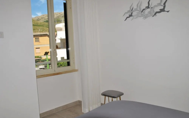 Sea Breeze Seafront Flat