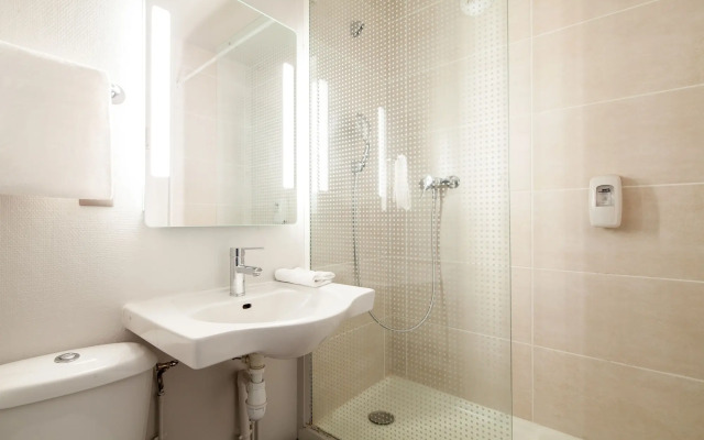 B&B HOTEL Corbeil-Essonnes