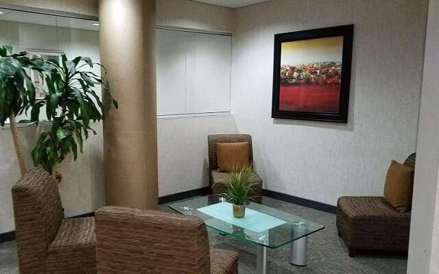 SureStay Plus Hotel by Best Western St. Louis Airport