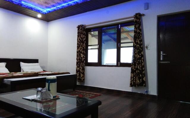 Hotel Himdhara