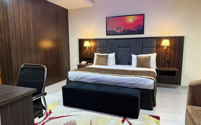 Vinpy Hotels