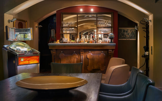 House of Time - Fancy Suite Vienna