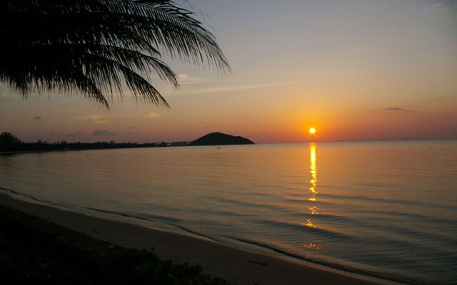 Lipa Lodge Beach Resort