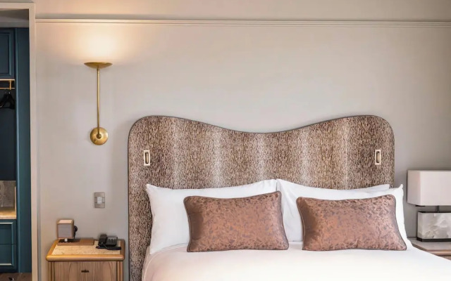 The Grand National Hotel by Saint Peter