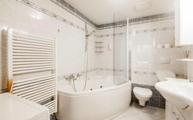 My House Travel 28 Rijna Apartment