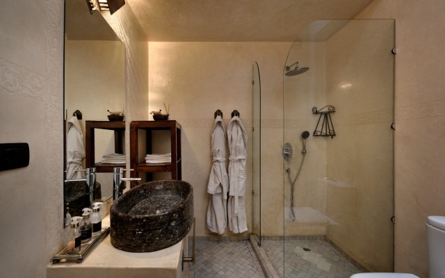 Riad Les Ammonites