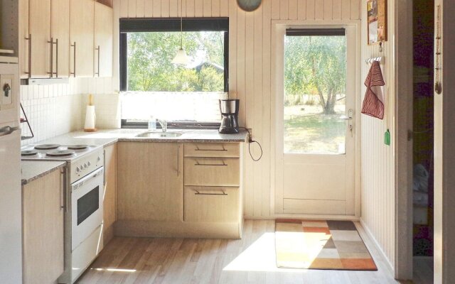 6 Person Holiday Home in Vaeggerlose