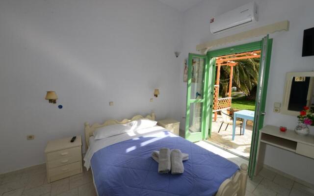 Pegasus Studios & Apartments