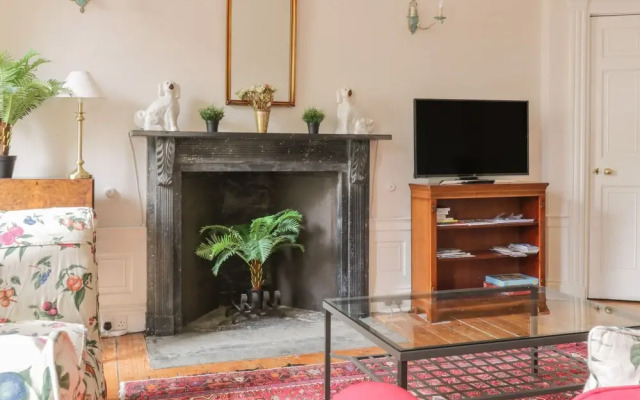 3 Lynedoch Place