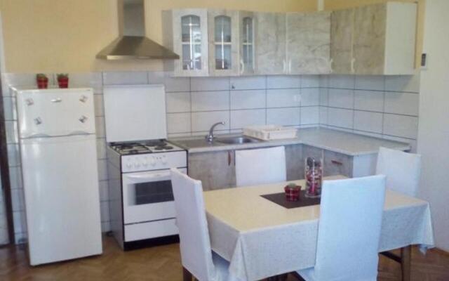 Apartments Neva in Brodarica