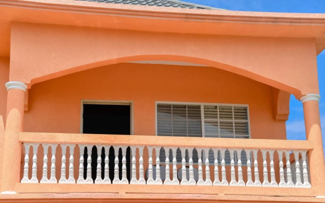 Sea View Apartments Negril