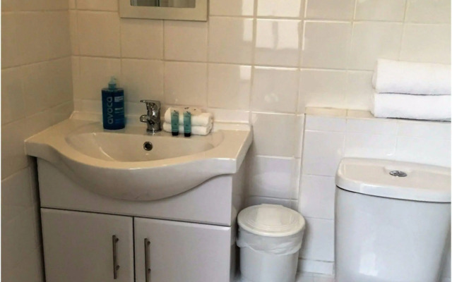 Sarnia Guest House