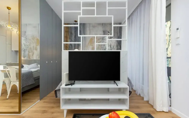 Warsaw Sienna Apartments by Renters