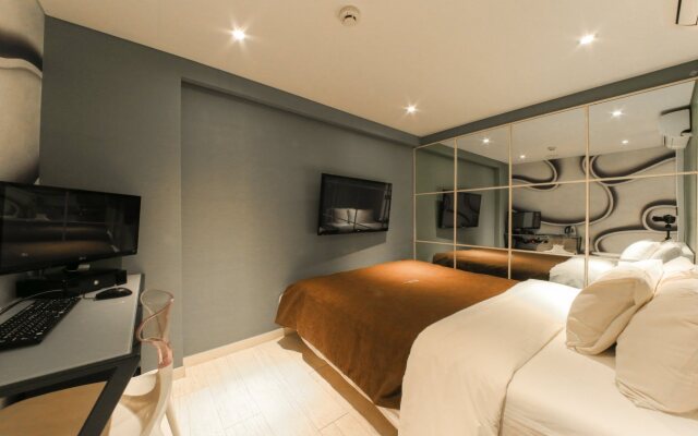 Hotel Blanc in Gwacheon