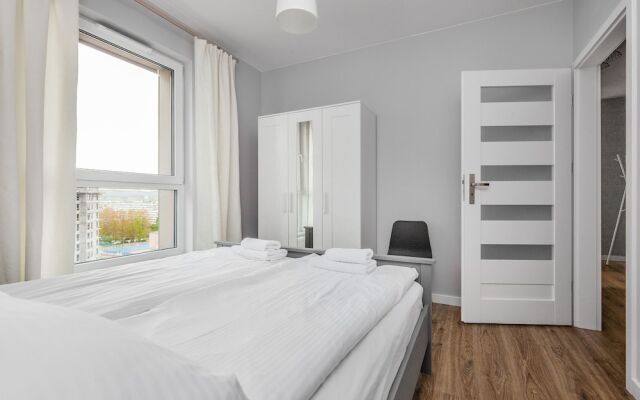 Frey Homes Suite - Blisko plazy