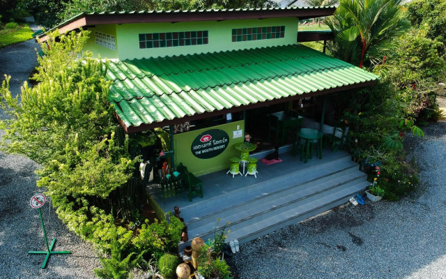 The Mouth Resort