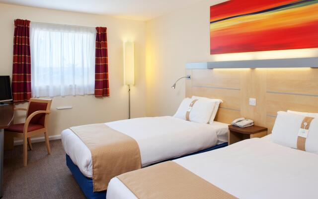 Holiday Inn Express Cardiff Airport by IHG