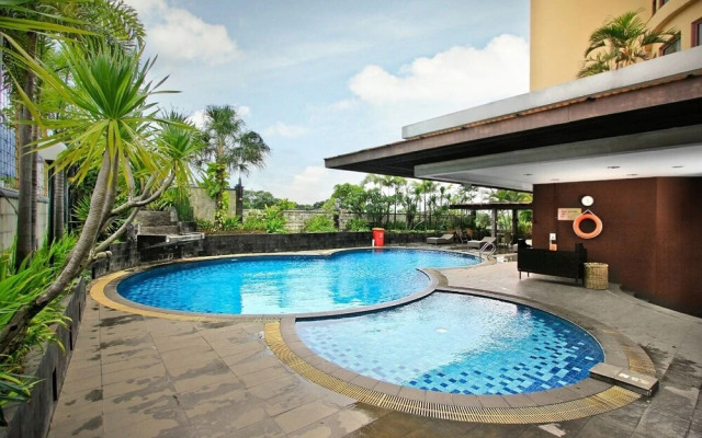 youre.at - Grand Setiabudi Apartment