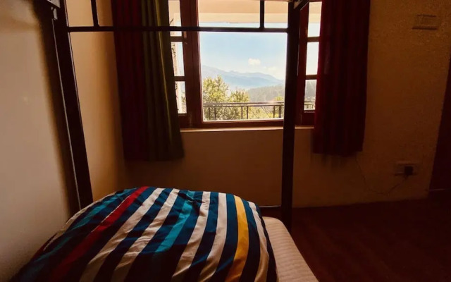 Madpackers Manali - Hostel