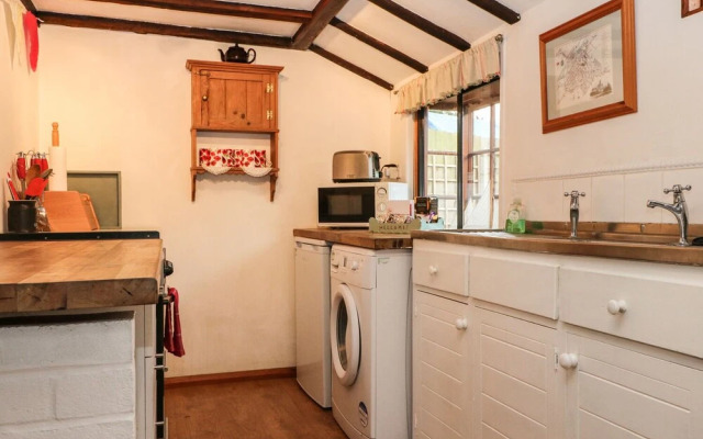 Swanfield Cottage