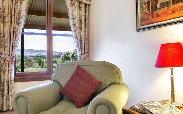 Abbotsford Country House