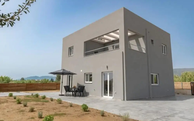 Elhasa Laganas Villa by Elite