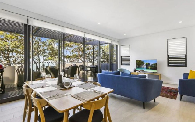 Beachfront Luxury On Huskisson Beach 1 Minute to Everywhere